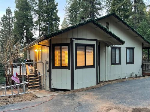 5465 Pine Ridge Dr, Grizzly Flats, CA 95636-9724