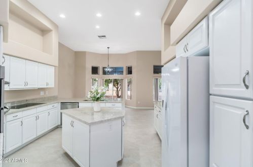 22033 Golf Club Dr, Sun City AZ 85375-2078 exterior