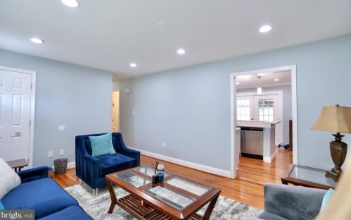 15108 Costa Dr, Woodbridge VA  22193-1647 exterior