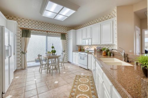 707 Diamond Glen Cir, Folsom CA 95630-3158 exterior