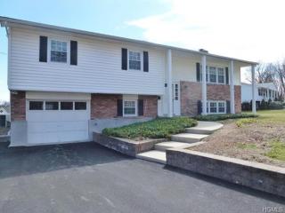 88 Ridge Rd, Warwick, NY 10990-3036