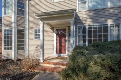 114 Blue Flag Ct, White House Station, NJ 08889-2012