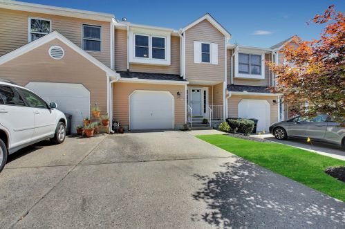 12 Eastborne Dr, Little Silver NJ  07739-1235 exterior