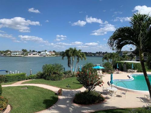 3450 Gulf Shore Blvd, Naples, FL 34103-3628