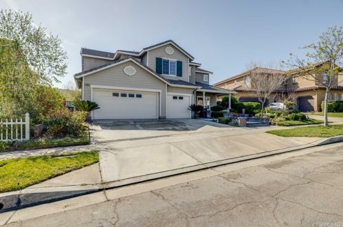 25622 Chase St, Santa Clarita, CA 91381-1666