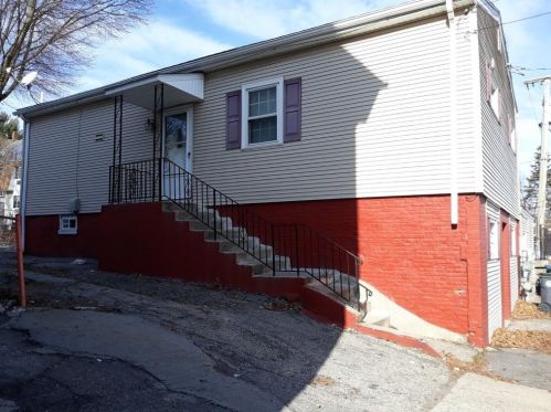 148 Putnam St, Providence, RI 02909-2527