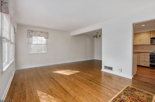 530 Passaic Ave, Bloomfield, NJ 07003-5315