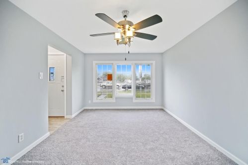 8148 Kennedy Ave, Hammond, IN 46322-1129