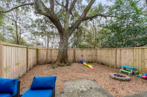 629 Baytree Ct, Mount Pleasant SC  29464-3534 exterior