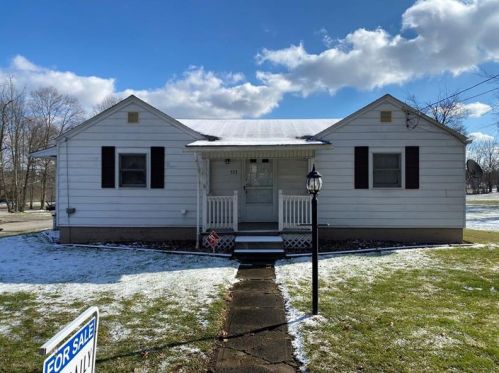 513 Old Waynesburg Rd, Fairdale, PA 15320-9785
