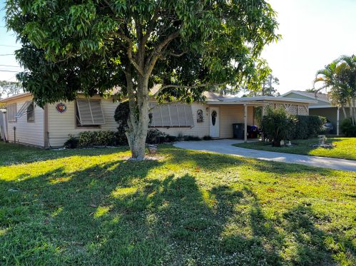 3584 Kitely Ave, Boynton Beach, FL 33436-3116