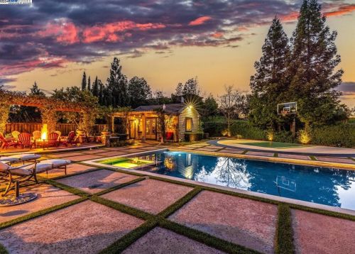4075 Stone Valley Oaks Dr, Alamo CA  94507-2254 exterior