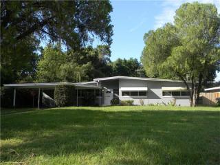 3101 Dellwood Dr, Orlando, FL 32806-1604