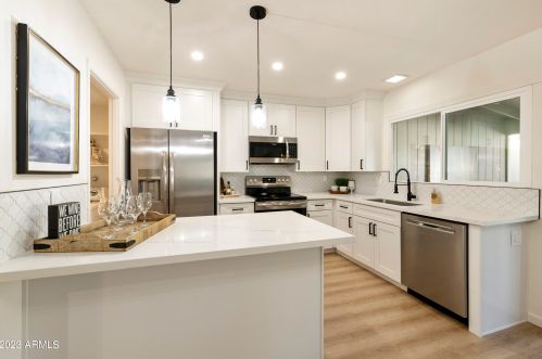 5834 83rd St, Scottsdale, AZ 85250-6213