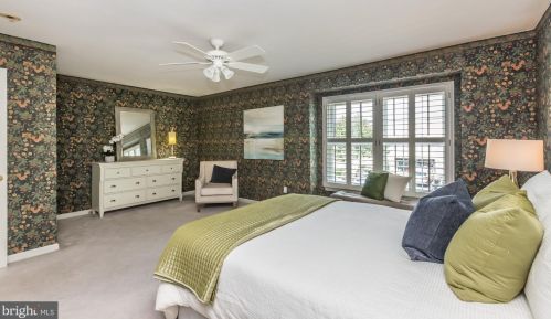 30 Chelsea Ct, Glen Mills PA  19342-1785 exterior