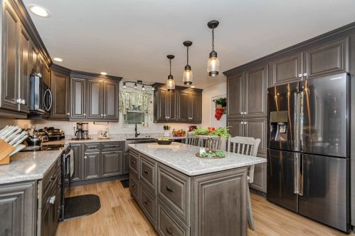 22 Lower Camp Rd, Northwood NH  03261-4340 exterior