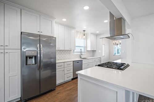 4835 122nd St, Hawthorne CA  90250-3507 exterior