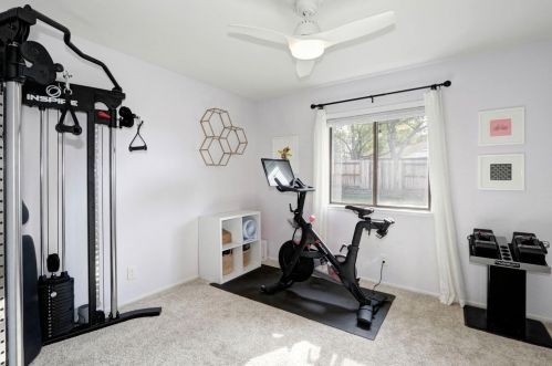 110 Spring Water Way, Folsom CA  95630-2073 exterior