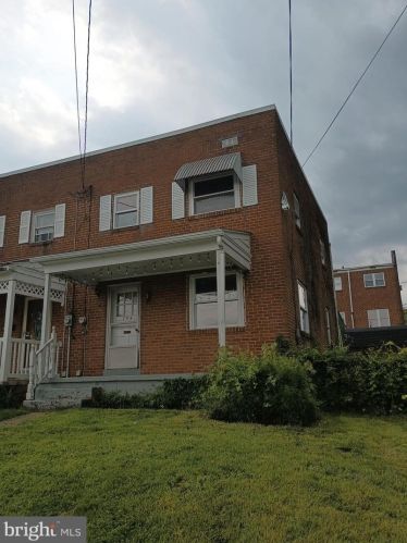 704 Franklin St, Lancaster, PA 17602-2125