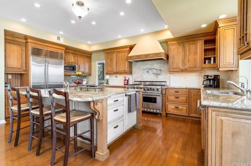 5 Segada, Trabuco Canyon CA  92688-2733 exterior