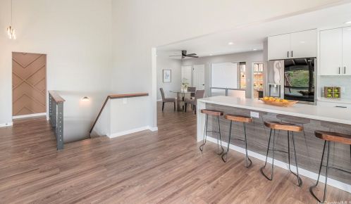 981687 Kiawe St, Aiea HI  96701-1737 exterior