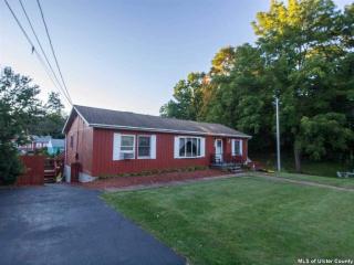 135 2nd Ave, Kingston, NY 12401-3229