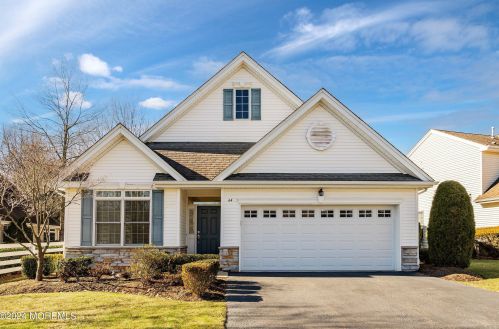 64 Londonberry Dr, Holmdel Village, NJ 07733-3103