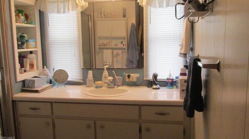 4630 Gulfgate Ln, Saint James City FL  33956-2710 exterior