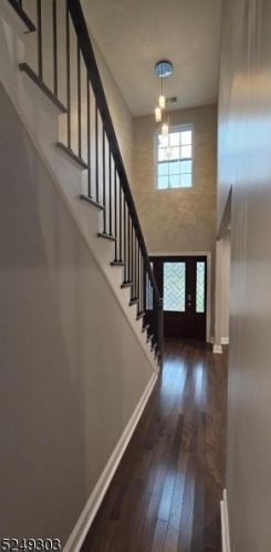 18 Old Stirling Rd, Warren NJ  07059-5810 exterior