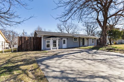128 Park St, Oak Point, TX 75068-5005