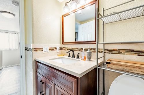 126 Olivetree Dr, Perris CA  92571-2744 exterior