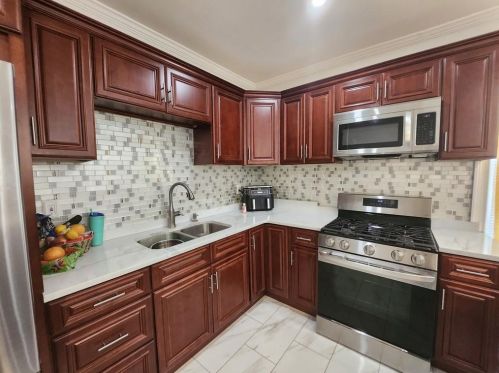 9 Harding Ave, Providence RI  02905-2506 exterior