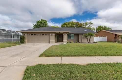 8805 Gum Tree Ave, New Port Richey, FL 34653-6651