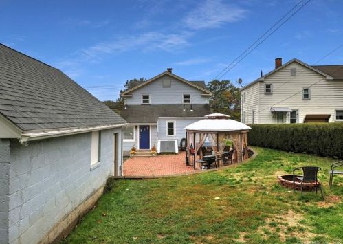 114 New Haven Ave, Derby CT 06418-2161 exterior