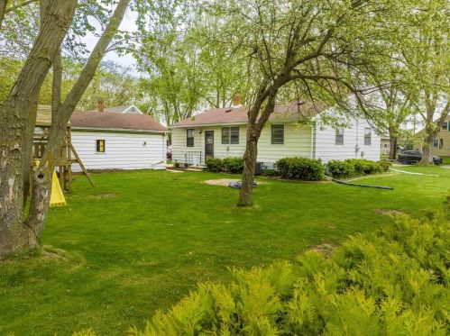 431 Cottage Grove Ave, Green Bay, WI 54304-4915
