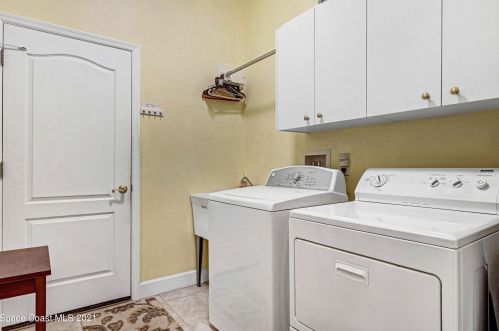 2793 Galindo Cir, Melbourne FL 32940-5912 exterior