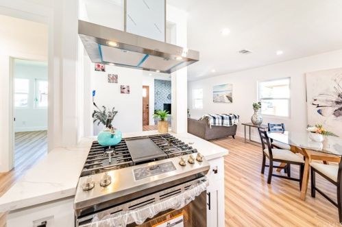 744 137th St, Gardena CA  90247-2104 exterior