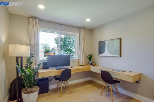 3616 Portsmouth Ct, Pleasanton CA  94588-3594 exterior