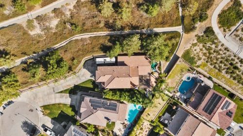 28203 Lorita Ln, Santa Clarita, CA 91350-3210