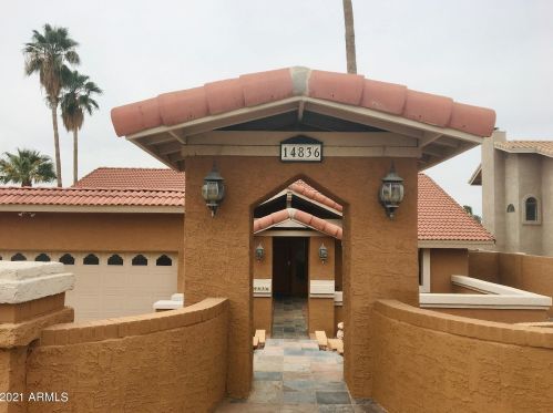 14836 10th St, Phoenix, AZ 85022-3751