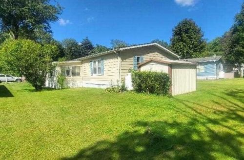 20 Cardinal Rd, Hyde Park, NY 12538-2804