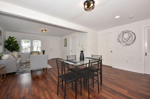 5348 91, Milwaukee WI 53224-5304 exterior