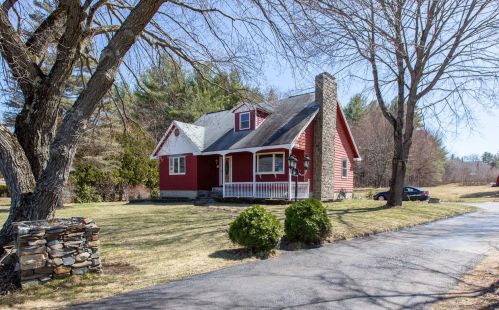 77 Pelham Rd, Salem, NH 03079-2827