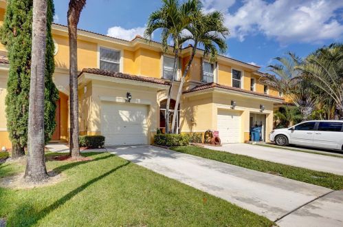 398 River Bluff Ln, West Palm Beach, FL 33411-4220