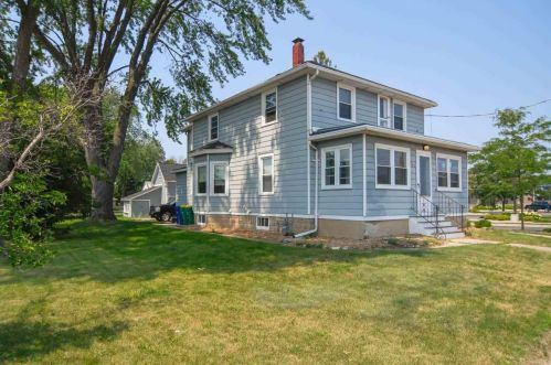 522 Lime Kiln Rd, Green Bay, WI 54302-3902