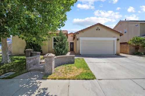 44038 Dahlia St, Lancaster, CA 93535-6141