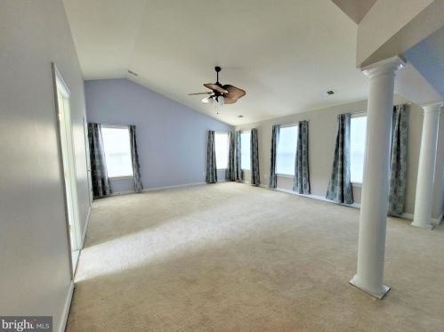 16399 Kramer Estate Dr, Woodbridge VA  22191-6003 exterior