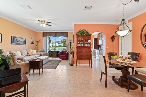 2140 Wingate Bnd, West Palm Beach, FL 33414-6245