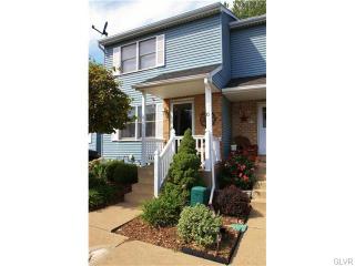 10 Bennington Ct, Easton, PA 18040-1039