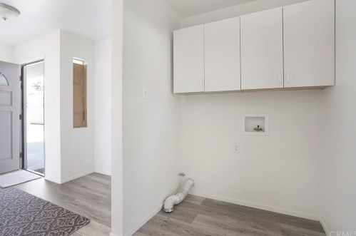 259 Loma Ave, Long Beach CA  90814-2744 exterior